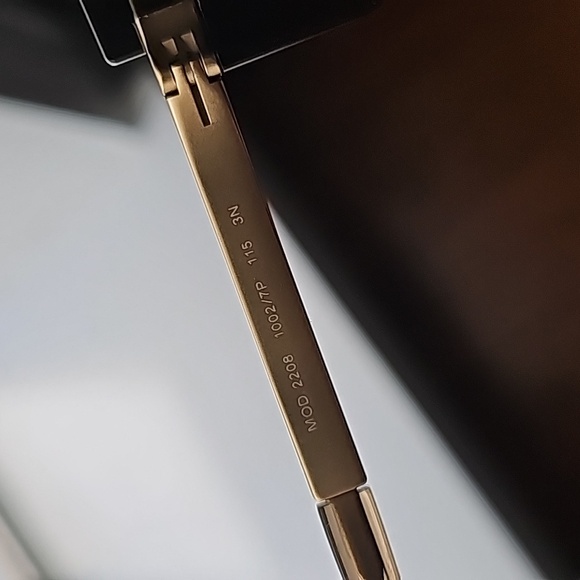 Versace Men's Sunglasses - Picture 14 of 16